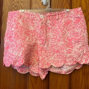 Lilly Pulitzer scallop shorts